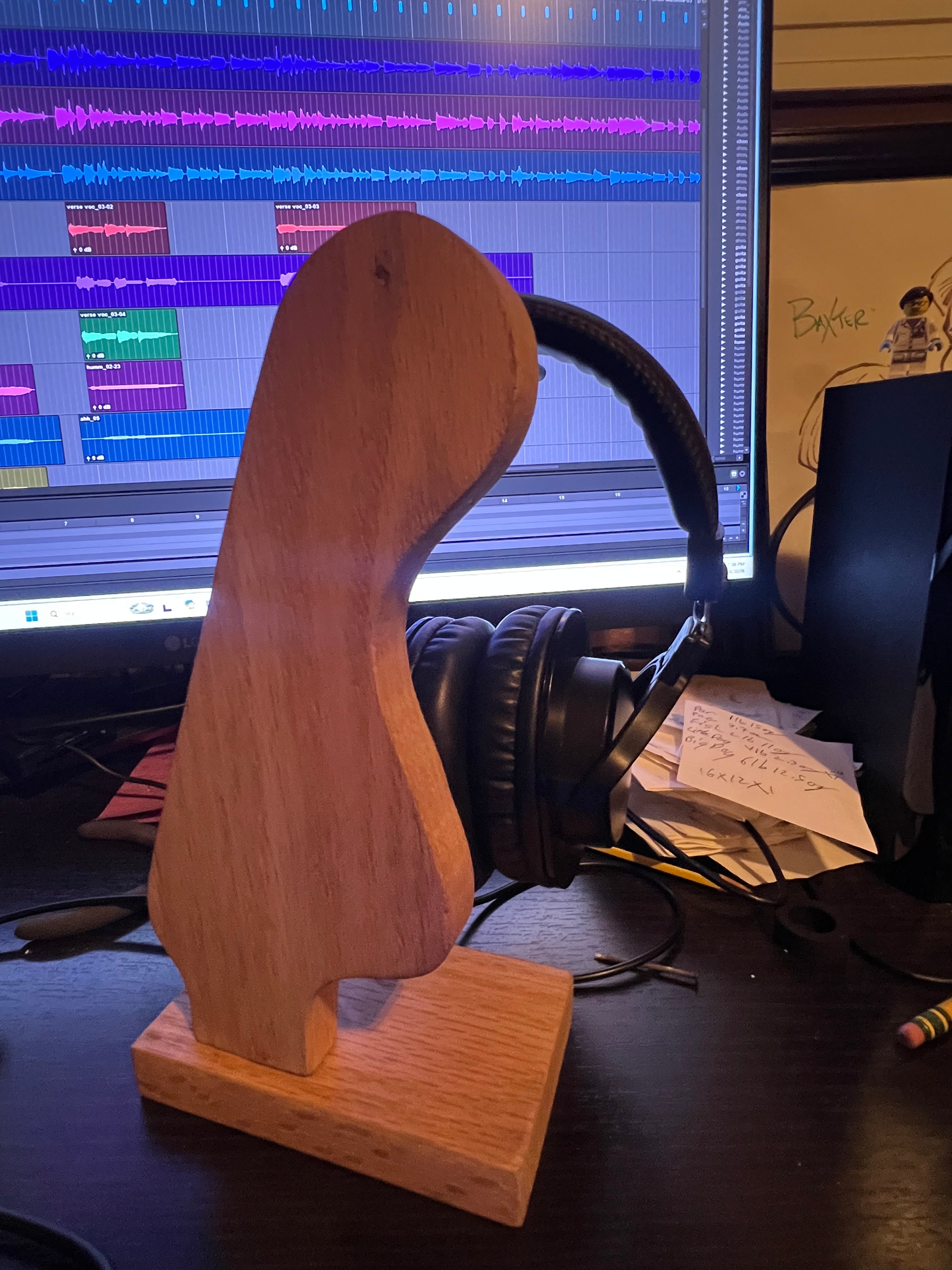 Headphone Stand - Guitar Headstock - Handmade Oak-Walnut - Personalizable