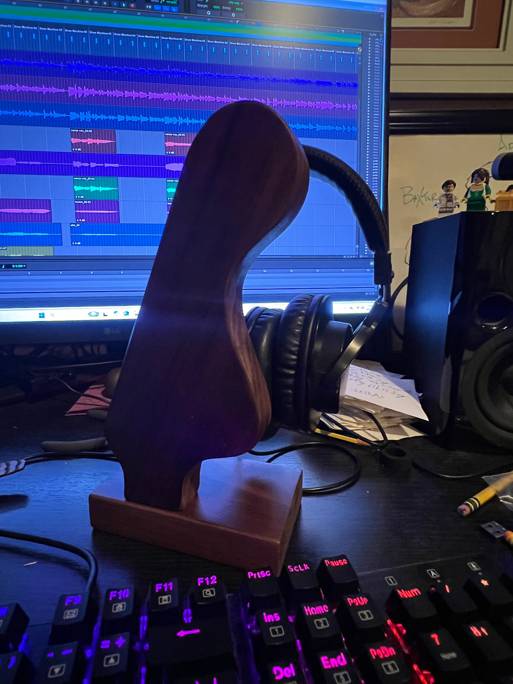 Headphone Stand - Guitar Headstock - Handmade Oak-Walnut - Personalizable